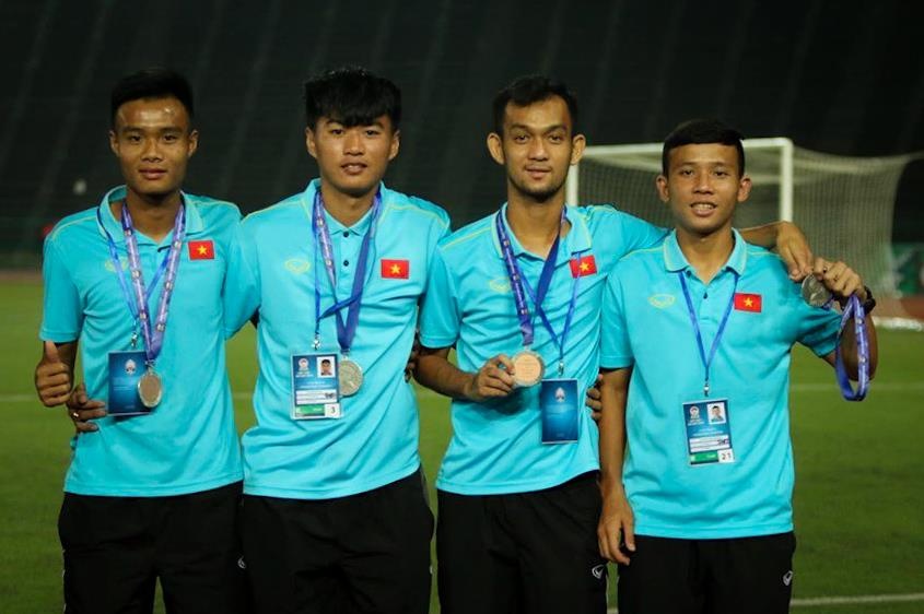 Hau ve suyt can luoi o V.League la U22 Viet Nam anh 3