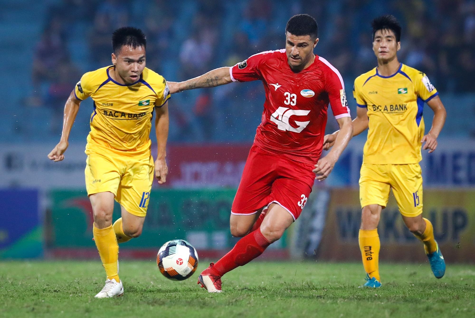 Van Thanh,  Tuan Anh va su tai xuat King's Cup anh 4