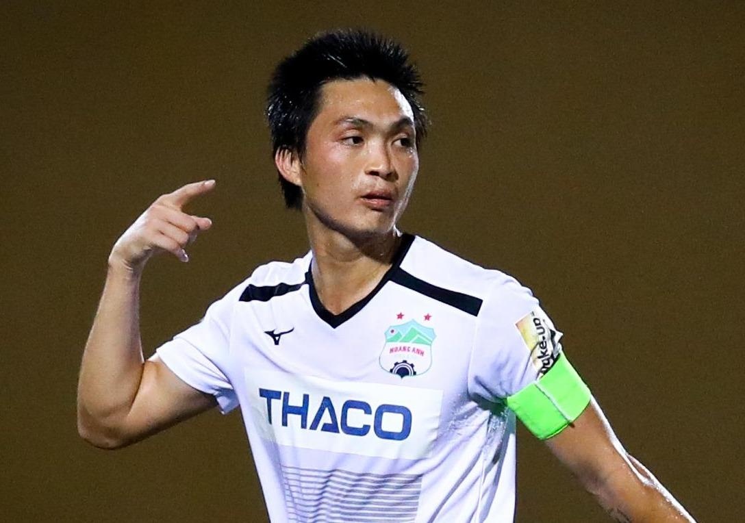 Van Thanh, Tuan Anh va nhung man tai xuat an tuong truoc King’s Cup hinh anh