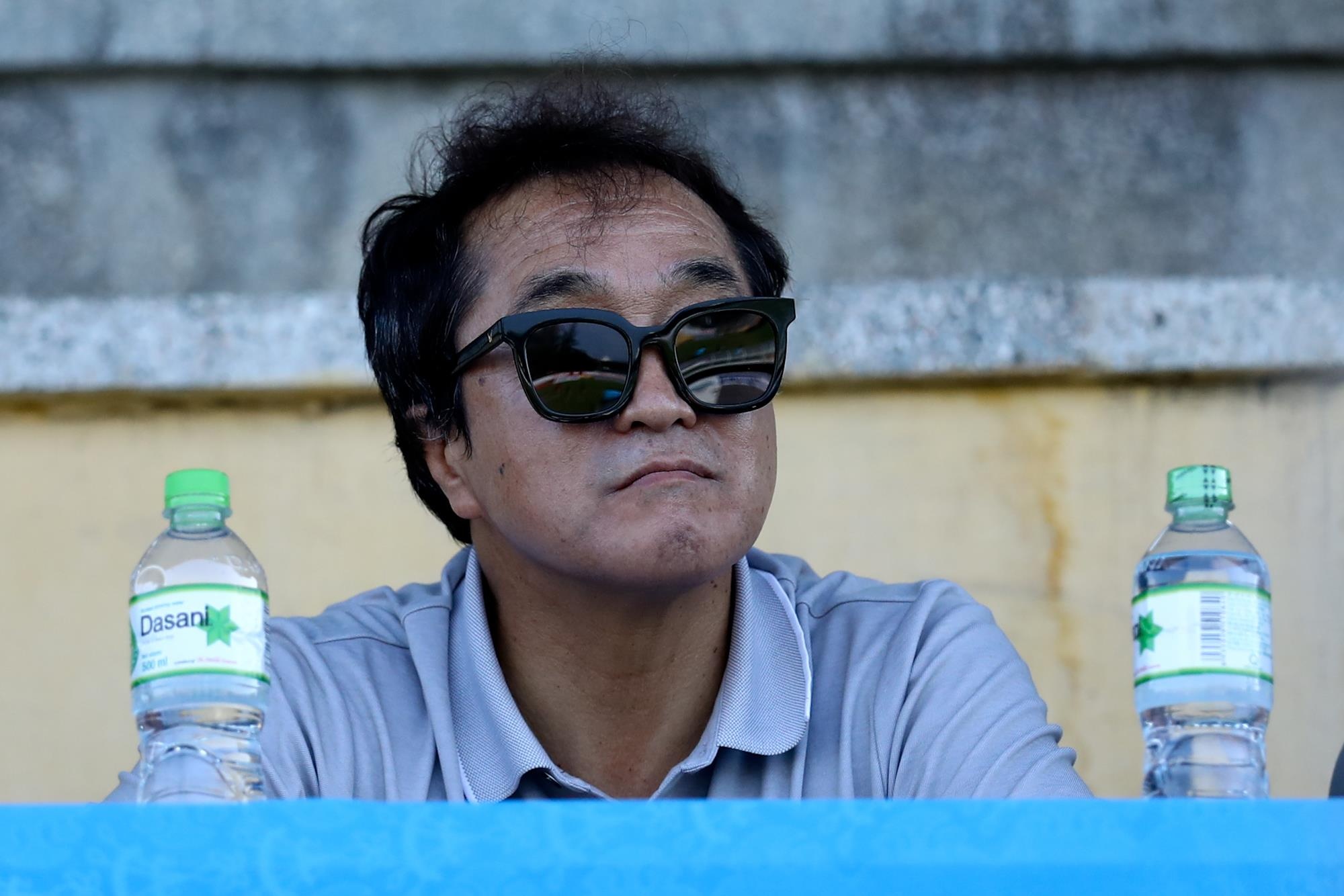 Viet kieu Martin Lo lien tuc ghi ban anh 11