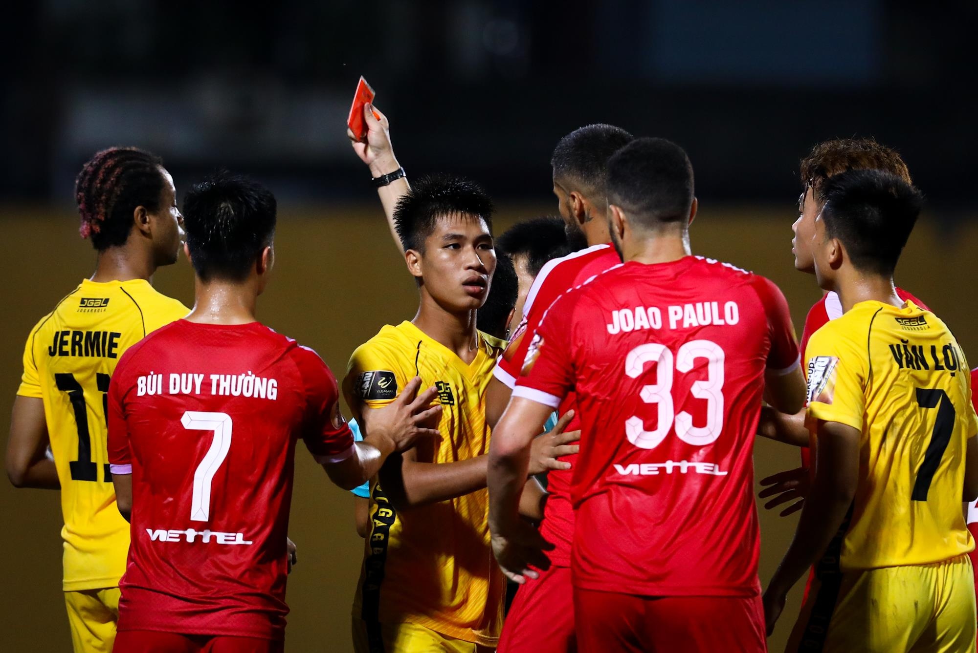 Sao U23 Viet Nam ngan dong doi vao trong tai anh 4