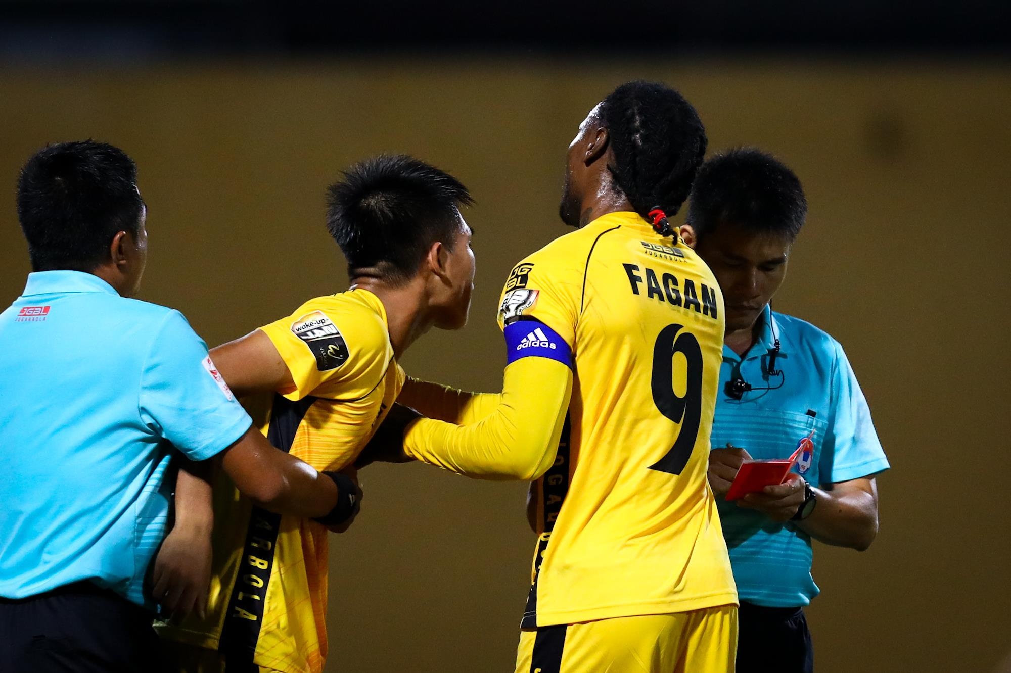 Sao U23 Viet Nam ngan dong doi vao trong tai anh 5