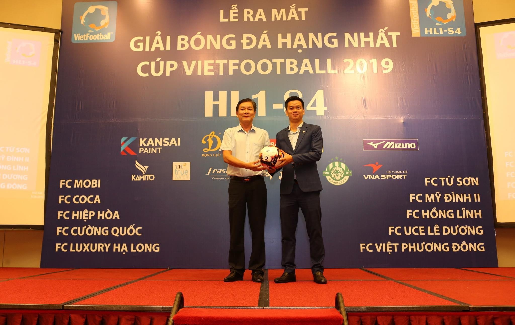 Hạn chế cầu thủ chuyên nghiệp để giữ chất ảnh 1 Han che cau thu chuyen nghiep de giu chat anh 1