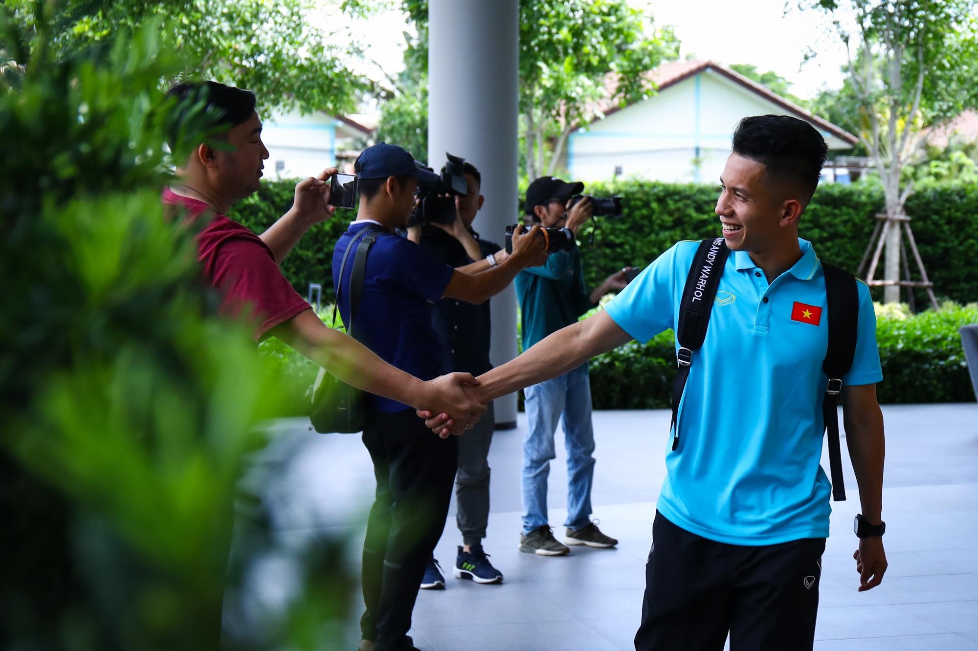 Tuyen Viet Nam co mat tai Buriram,  ket thuc 24 gio anh 7