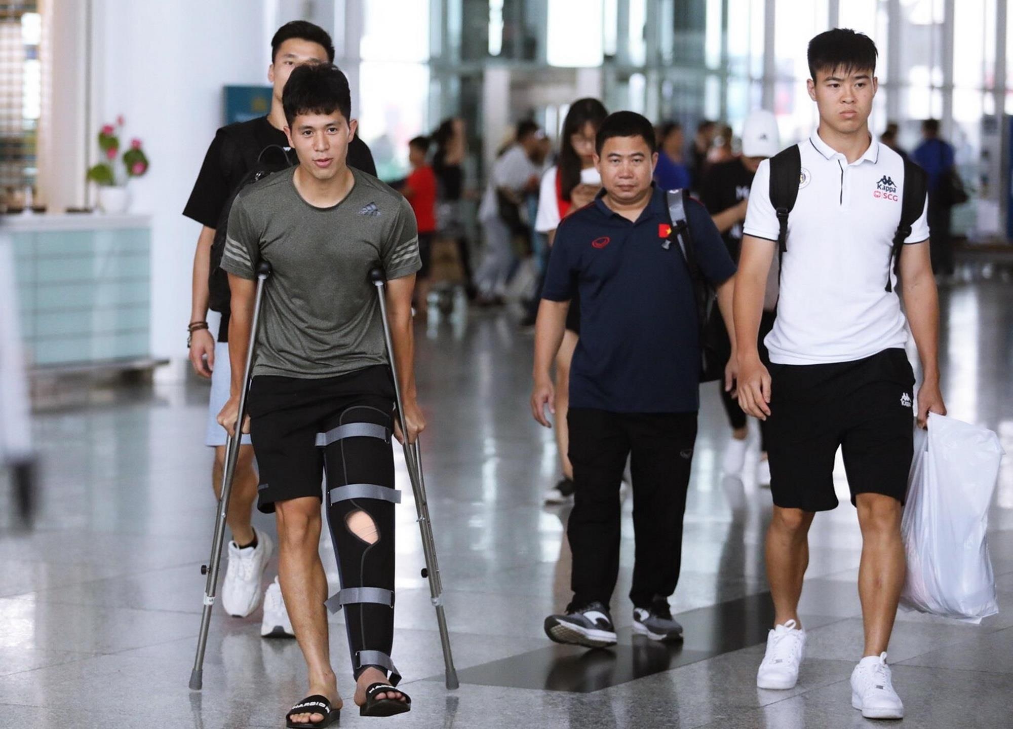 CDV an ui chan thuong cua Dinh Trong anh 1