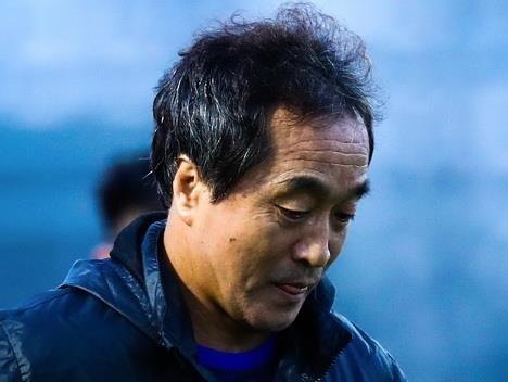 Thay Lee gia hon, toc nhieu soi bac sau nam ky dieu cua Viet Nam hinh anh