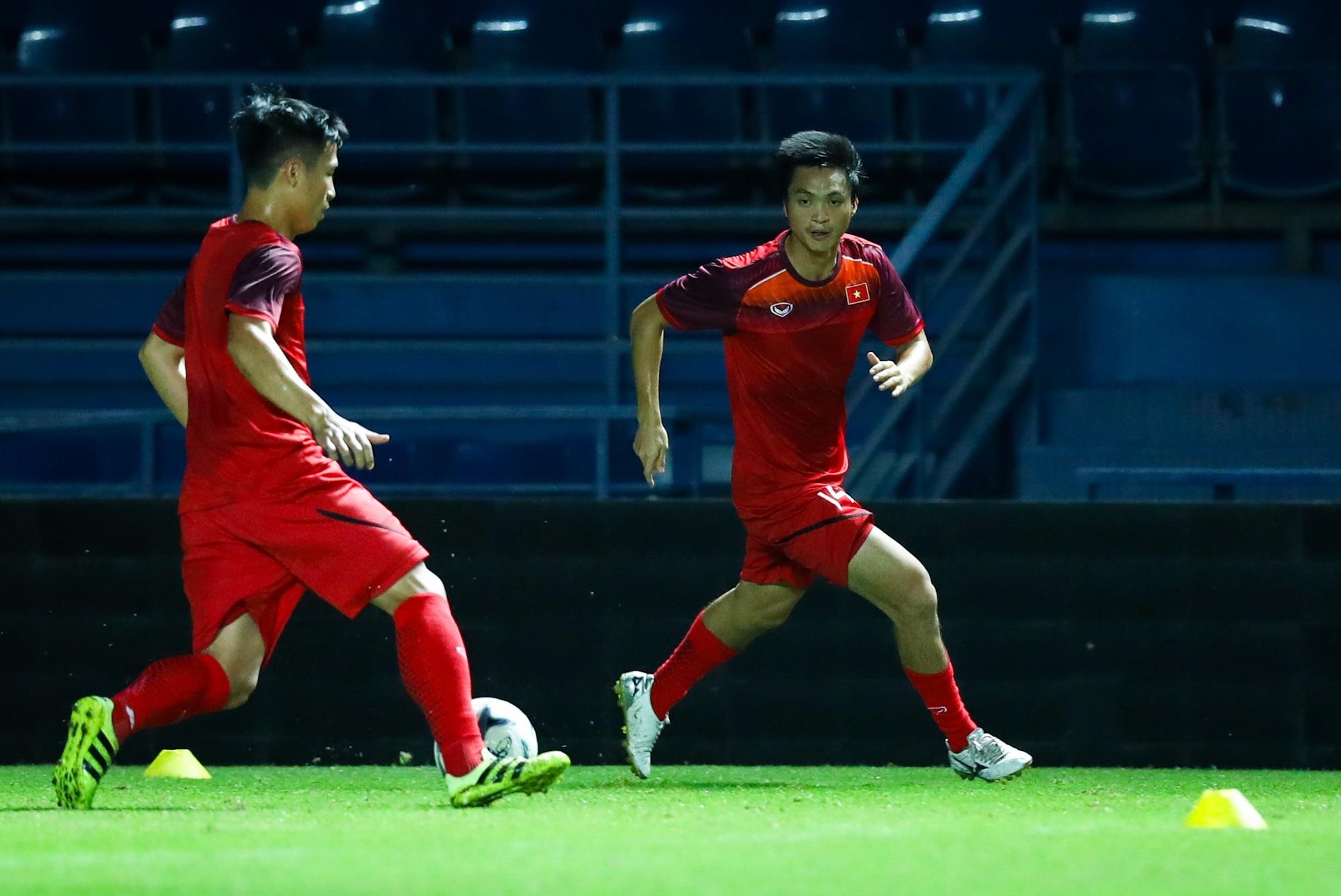 Xuân Trường, Tuấn Anh tái hợp ăn ý tuyển Việt Nam ảnh 4 Xuan Truong, Tuan Anh tai hop an y tuyen Viet Nam anh 4
