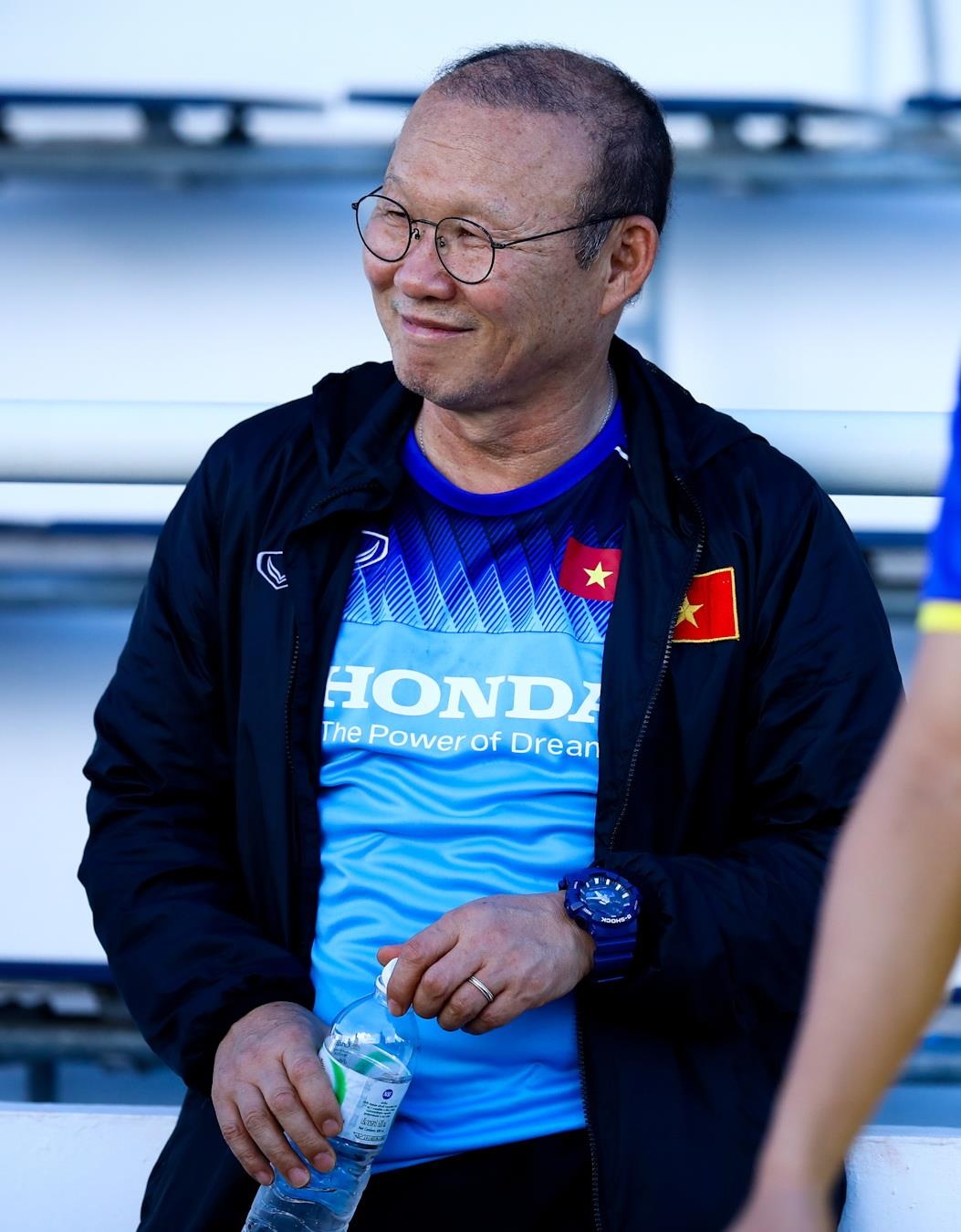 HLV Park Hang-seo hoi tham Van Hau sau cai tat anh 1