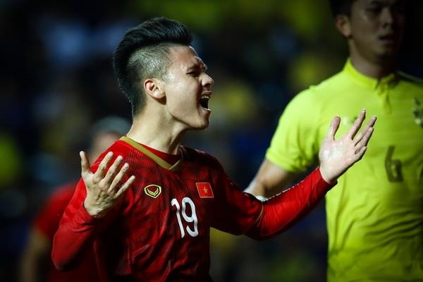 Viet Nam phu thuoc ‘ong gia’ Anh Duc, nguoi hung Quang Hai o dau? hinh anh