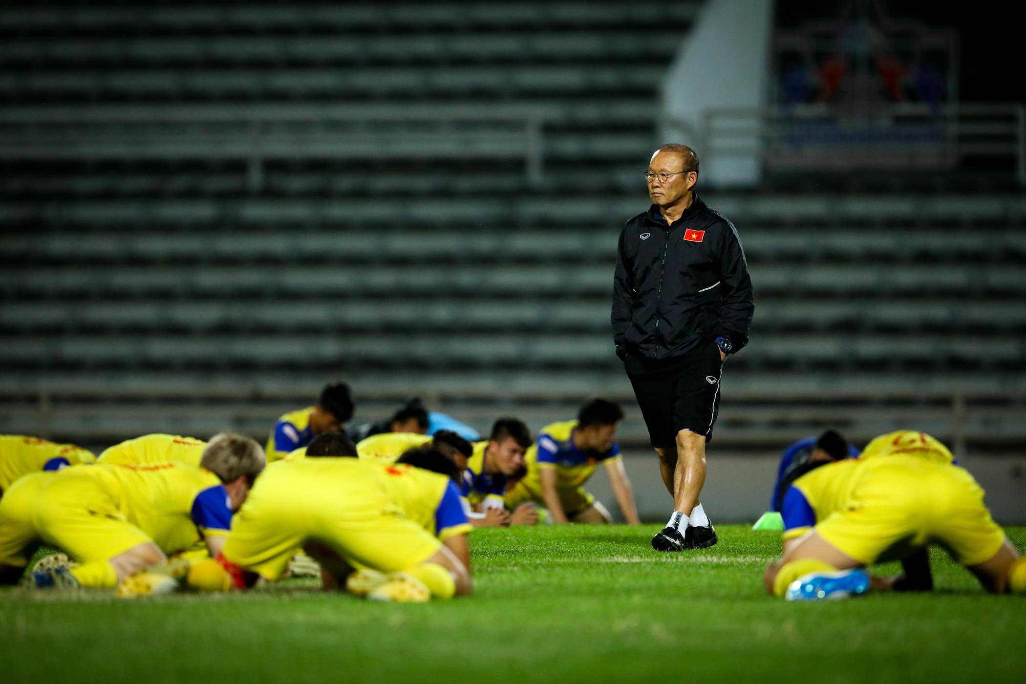 Xuan Truong,  Quang Hai lang le truoc chung ket anh 5