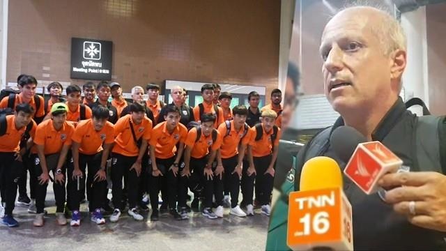 HLV U23 Thai Lan tu chuc sau tham bai Singapore anh 1