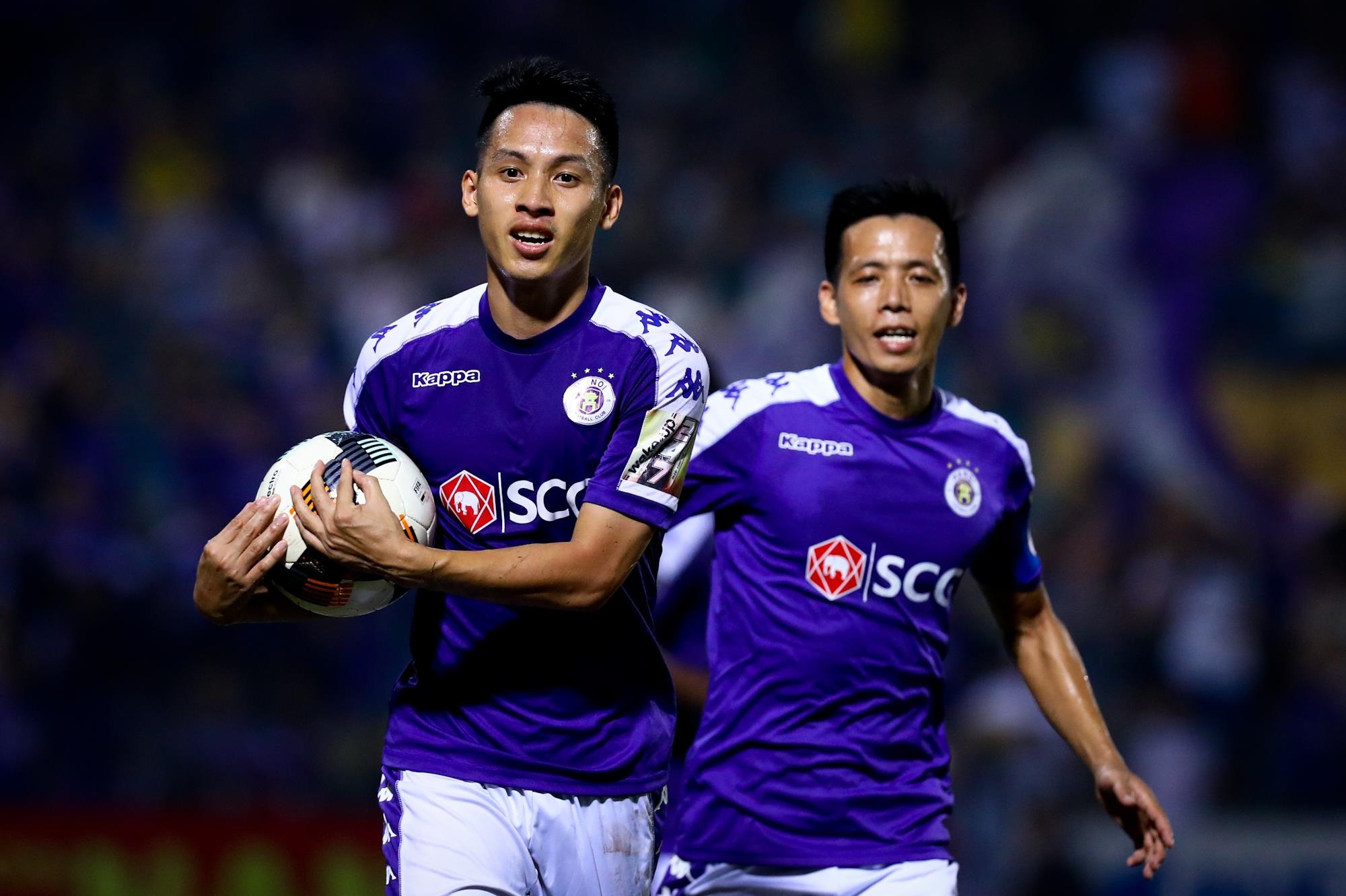 Van Quyet that vong khi ngoai binh bo lo gon trong anh 6