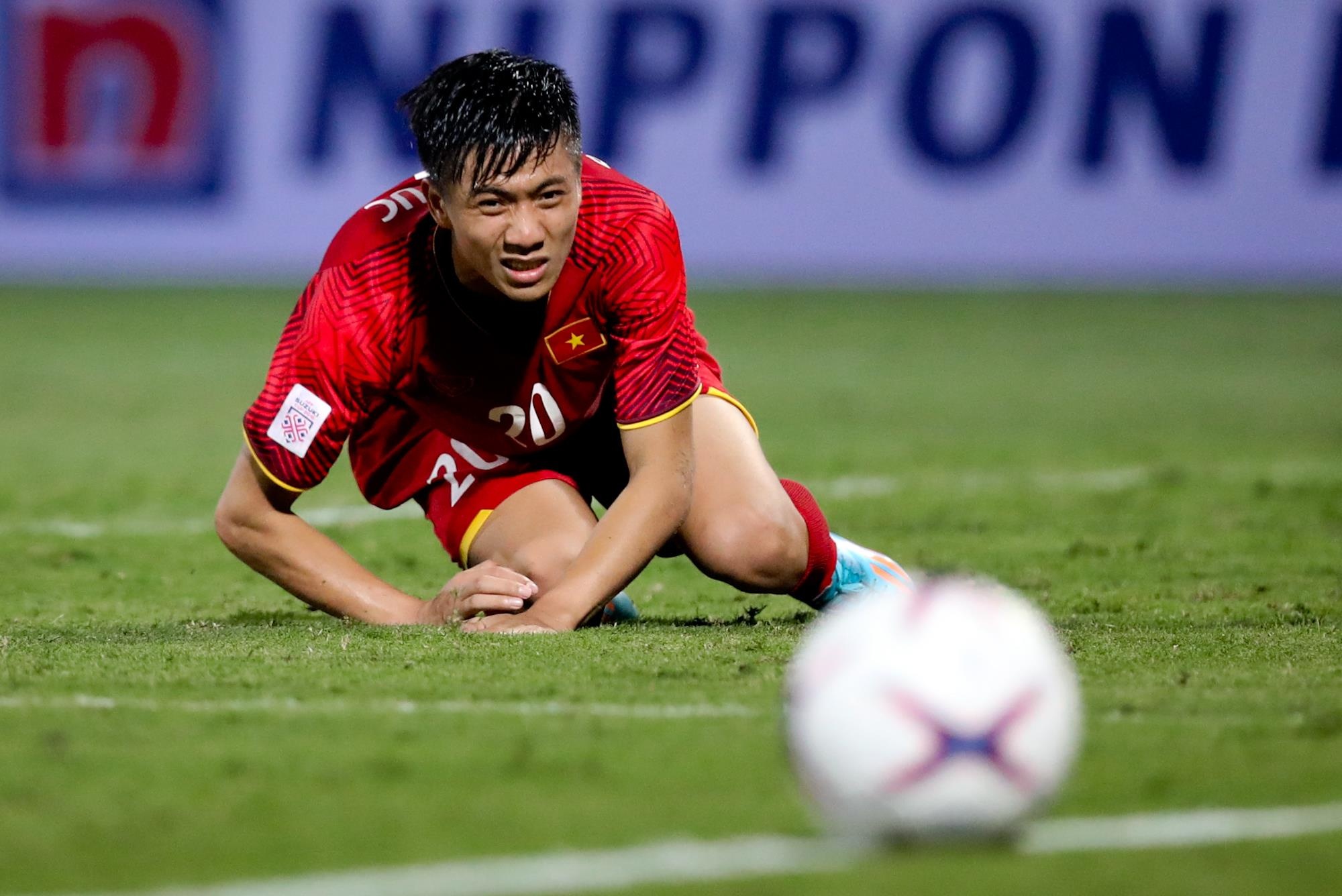 Doi hinh tu dao tao hang tuyen SLNA va HAGL anh 10