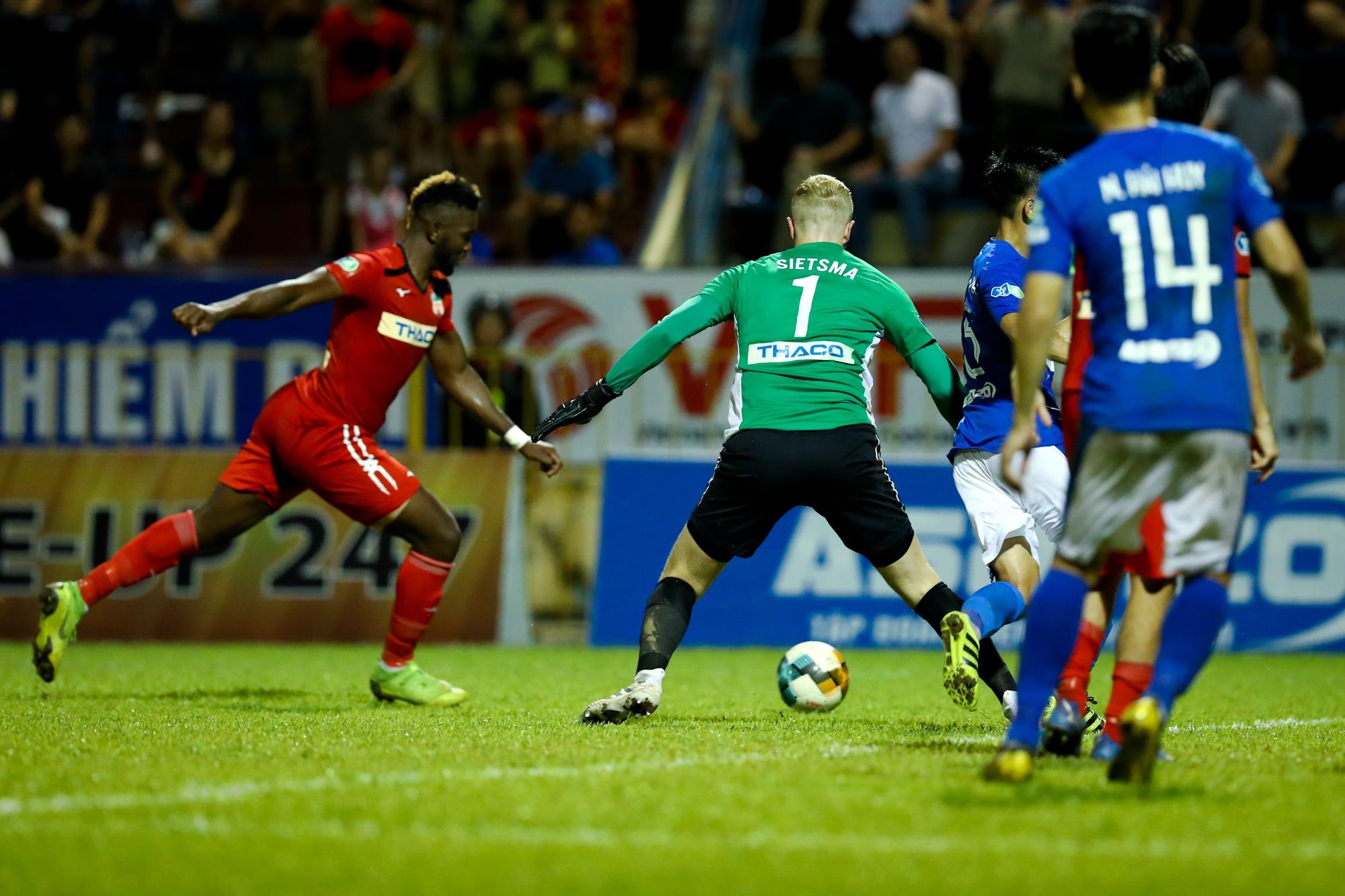 HAGL nguoc dong thang Than Quang Ninh anh 3