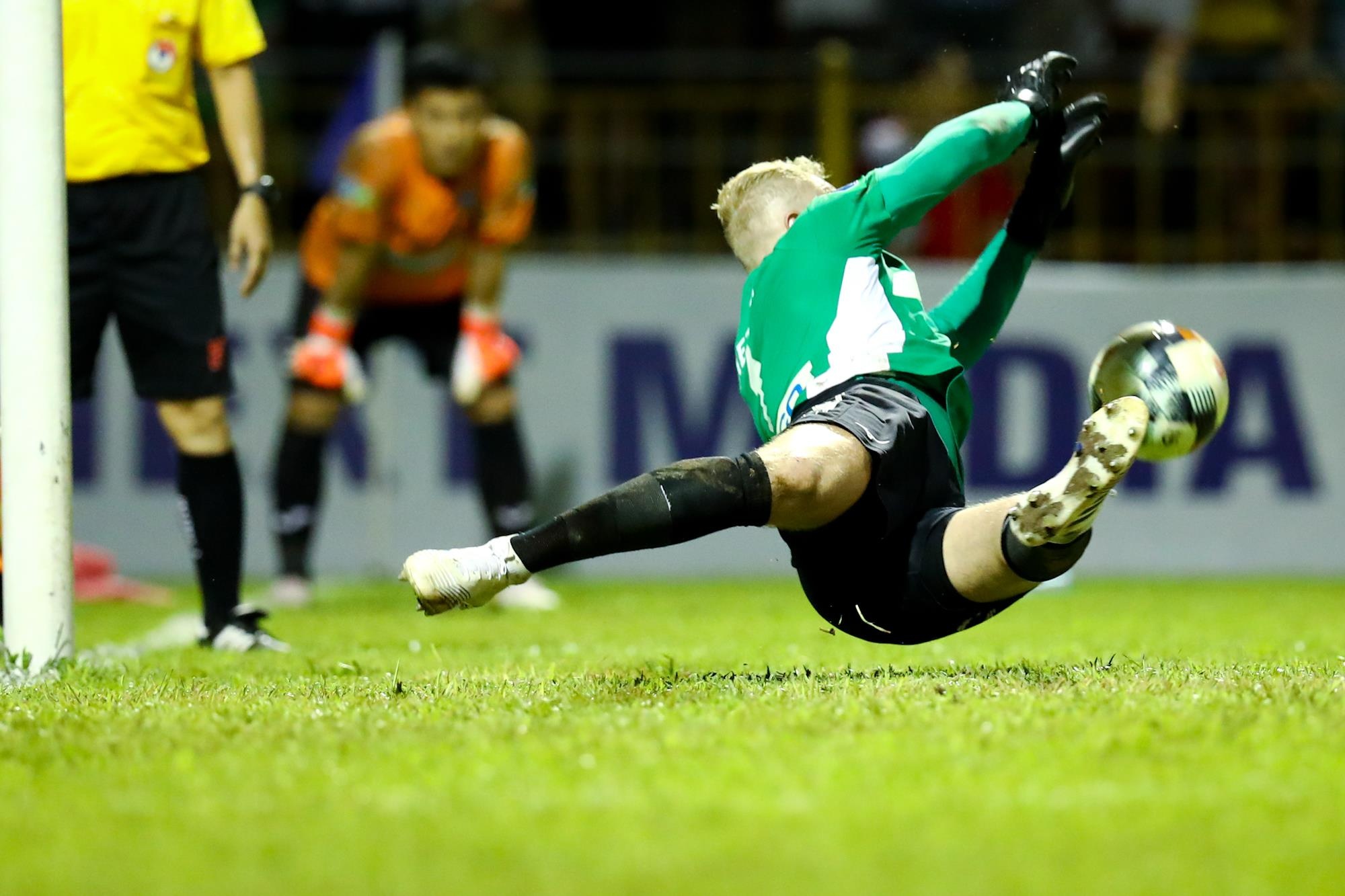 HAGL nguoc dong thang Than Quang Ninh anh 7