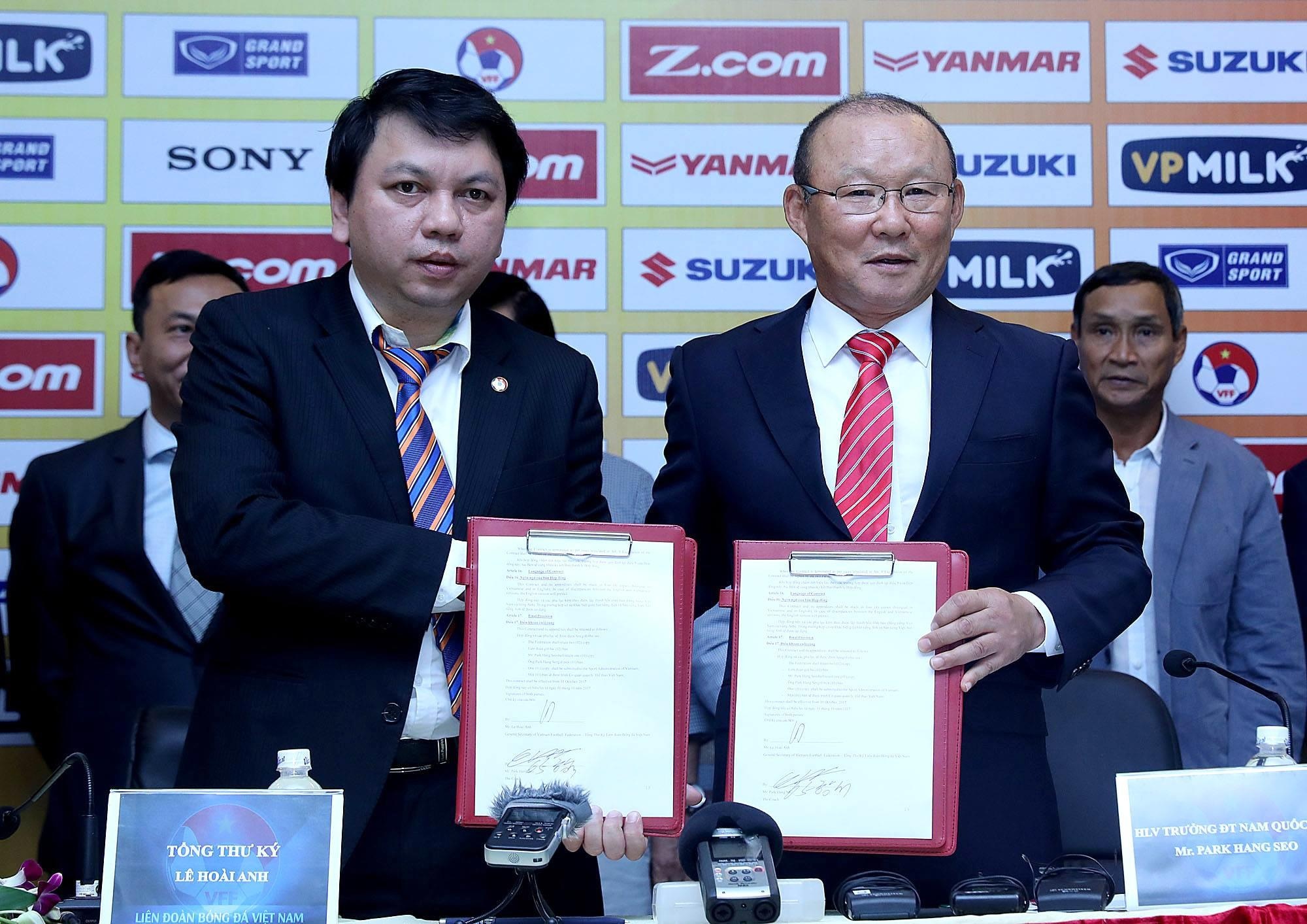 HLV Park Hang-seo gia han hop dong anh 2