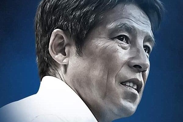 Tranh cai lien quan den vi tri HLV truong tuyen Thai Lan hinh anh