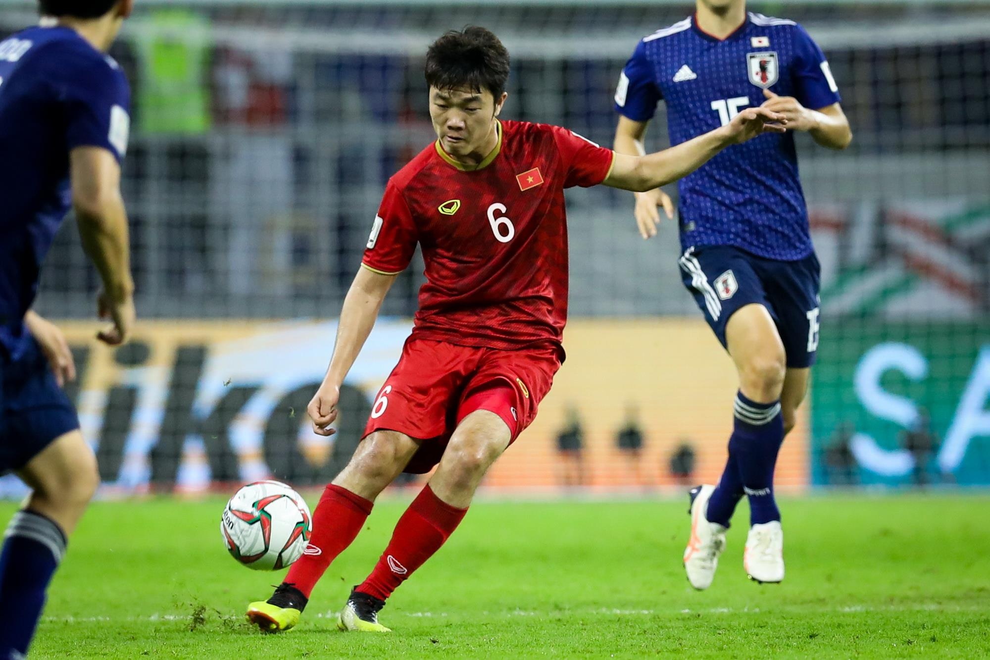 Công Phượng ra mắt CLB Sint-Truiden ảnh 3 Cong Phuong ra mat CLB Sint-Truiden anh 3