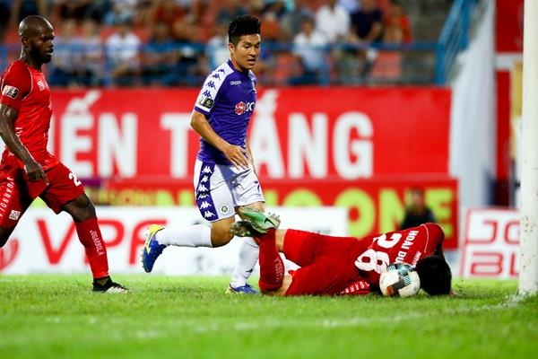 Hau ve Hai Phong can pha qua cam, ngan sao U23 Viet Nam lap cong hinh anh