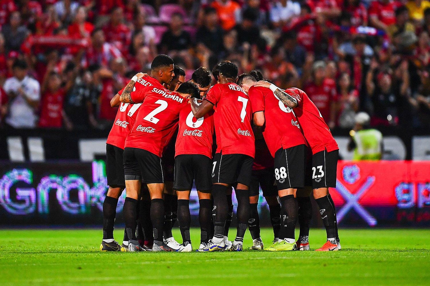 Man City muốn mua Muangthong United ảnh 1 Man City muon mua Muangthong United anh 1