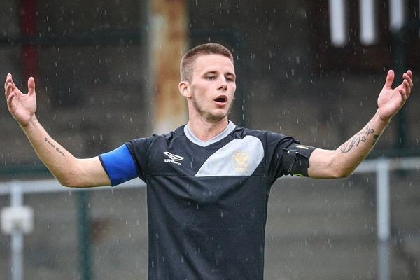 Sint-Truidense thua tran dau tien trong mua he nay hinh anh