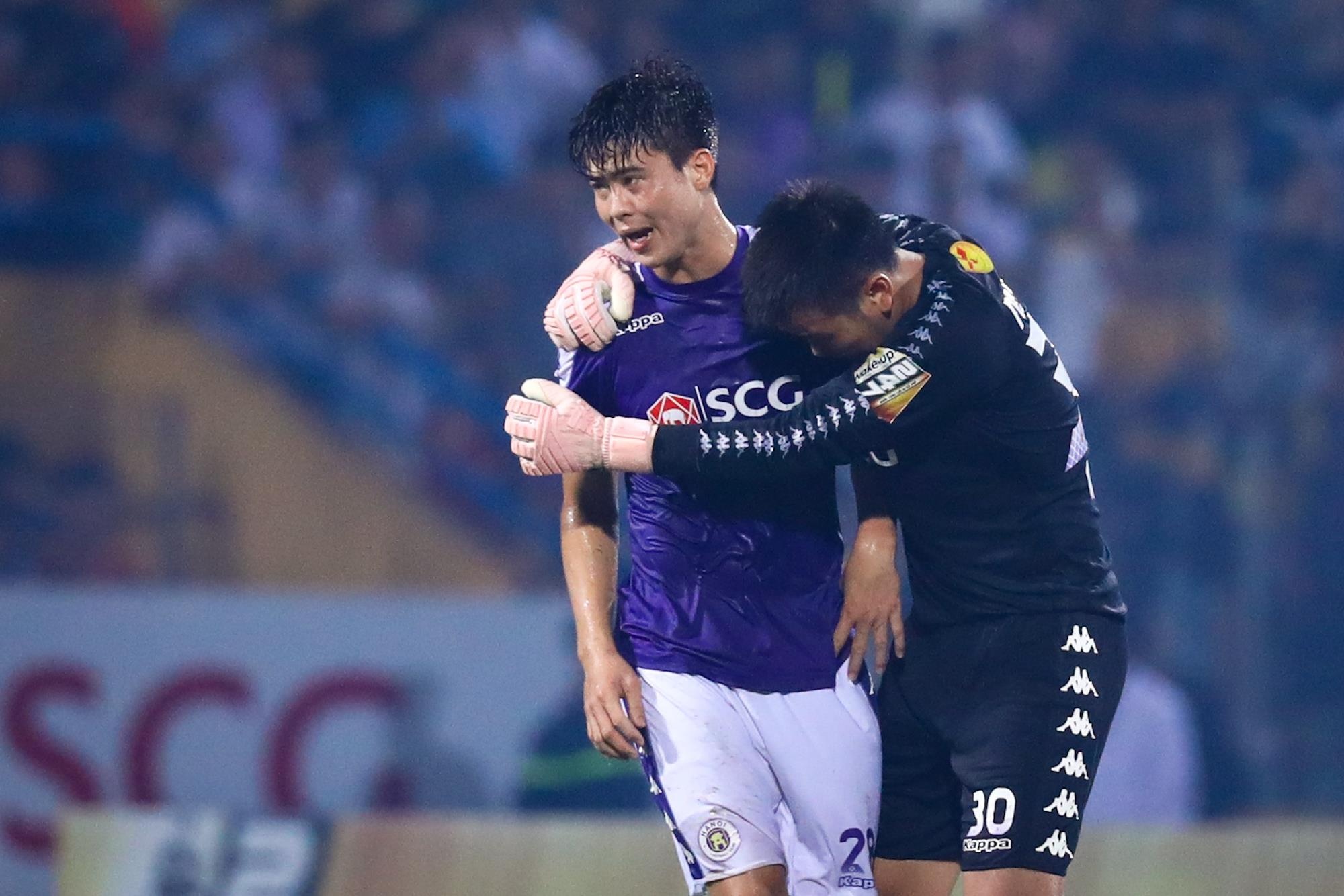 Van Toan ghi ban vao luoi CLB Ha Noi anh 11