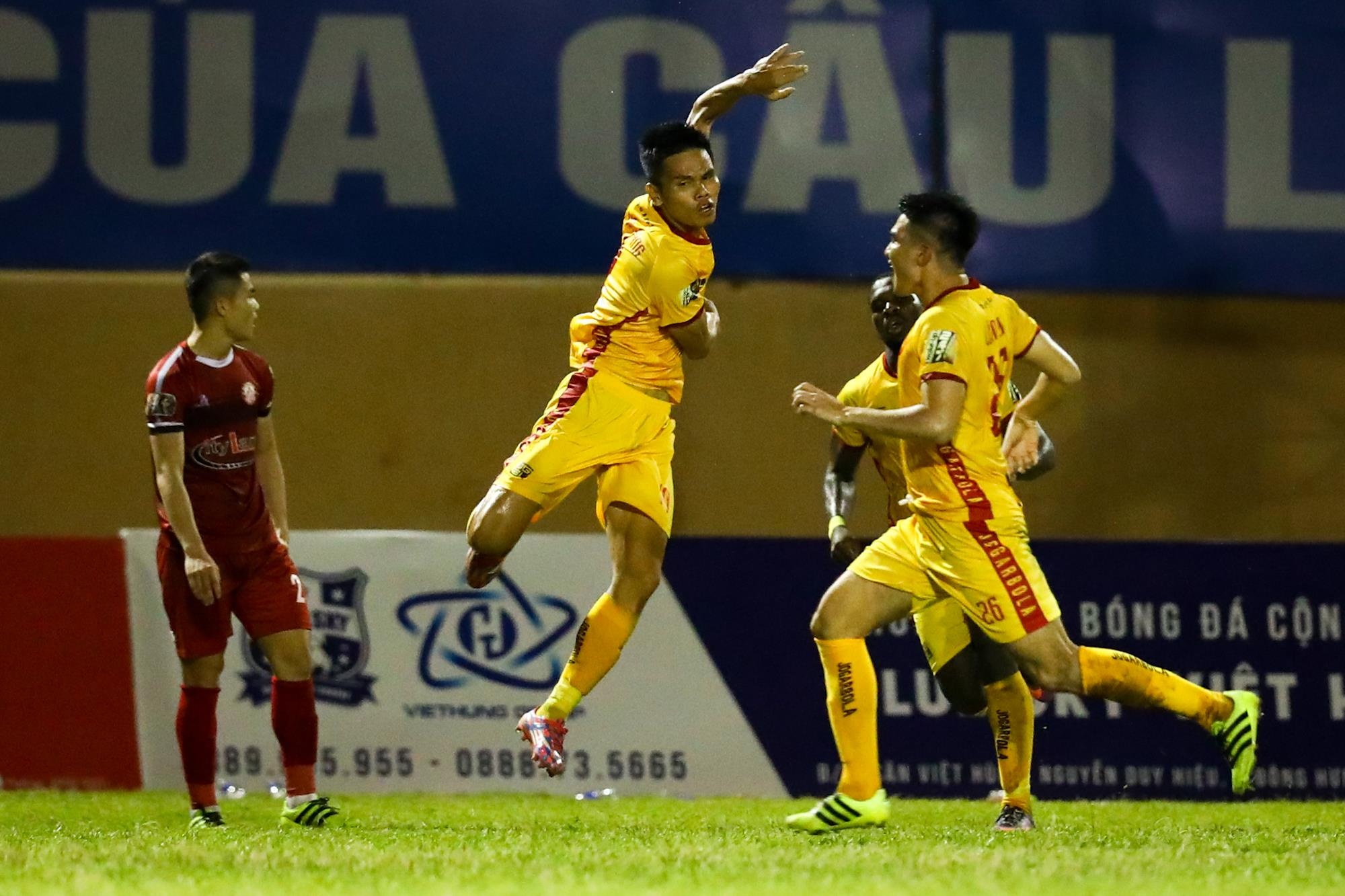 HLV Chung Hae-seong anh 4