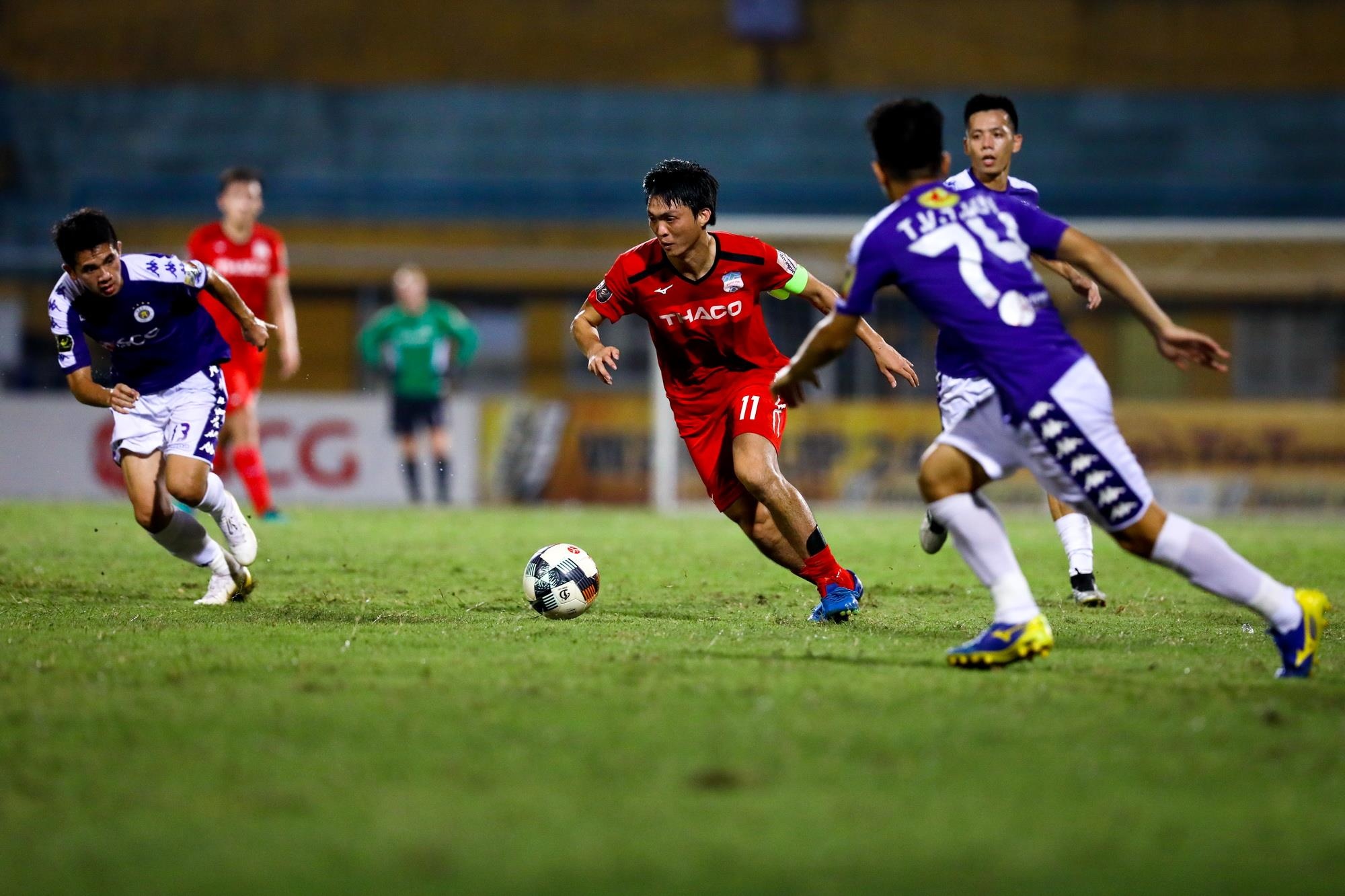 Tuấn Anh ghi bàn đầu tiên sau 4 năm ảnh 3 Tuan Anh ghi ban dau tien sau 4 nam anh 3