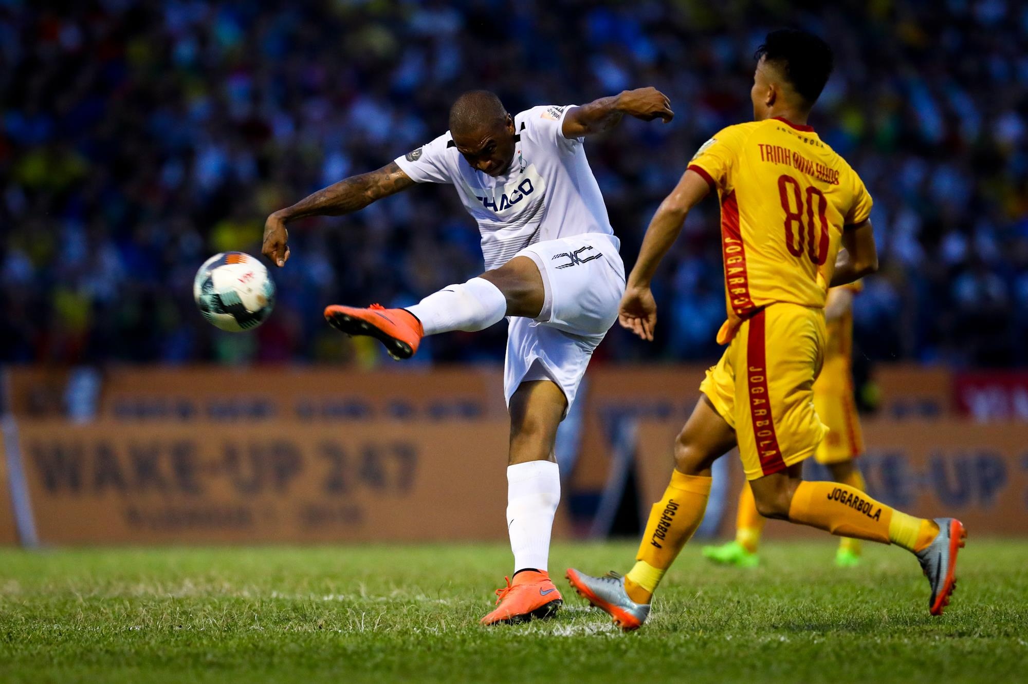 Tuan Anh noi gian anh 2