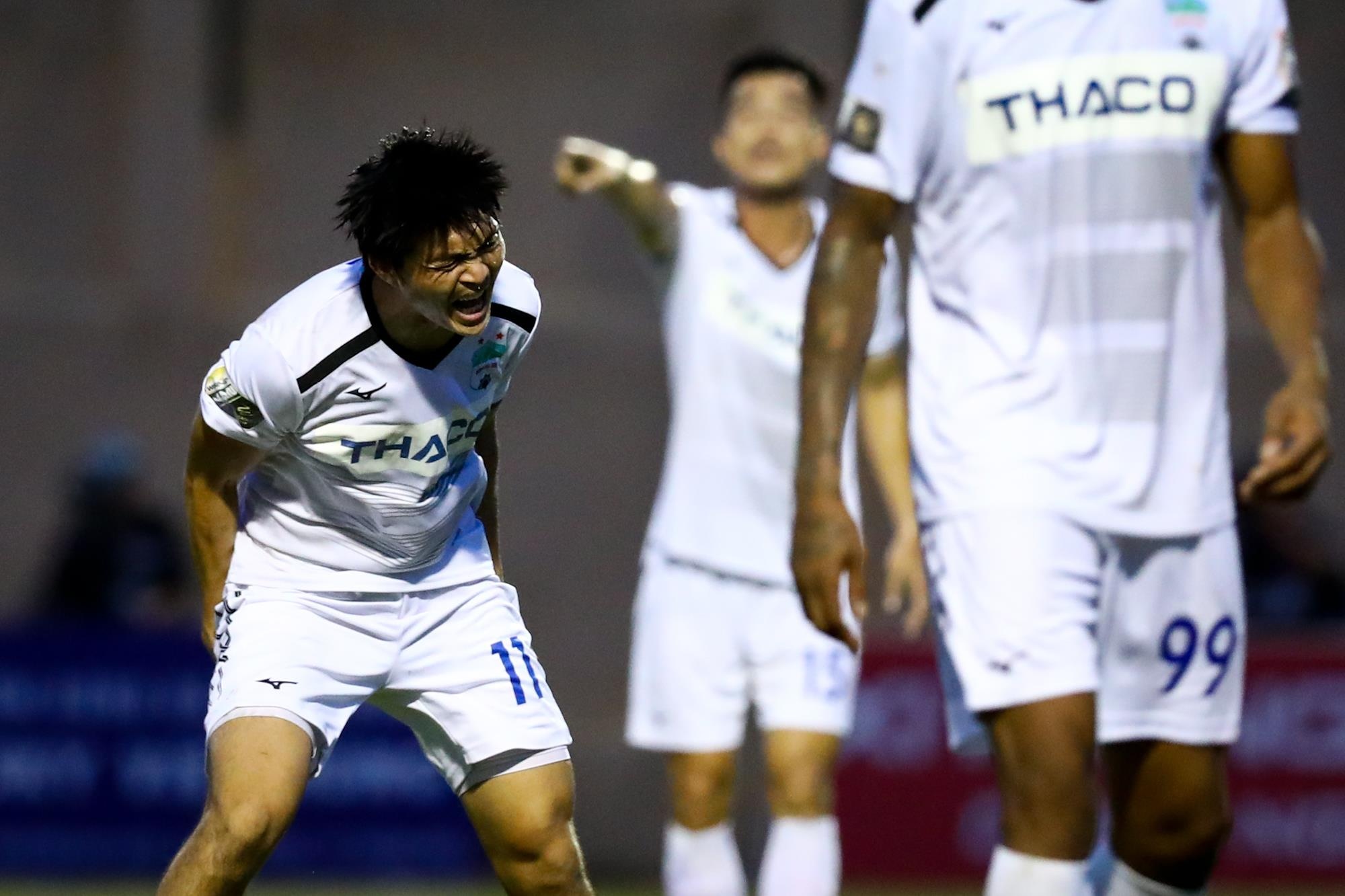 Tuan Anh noi gian anh 4