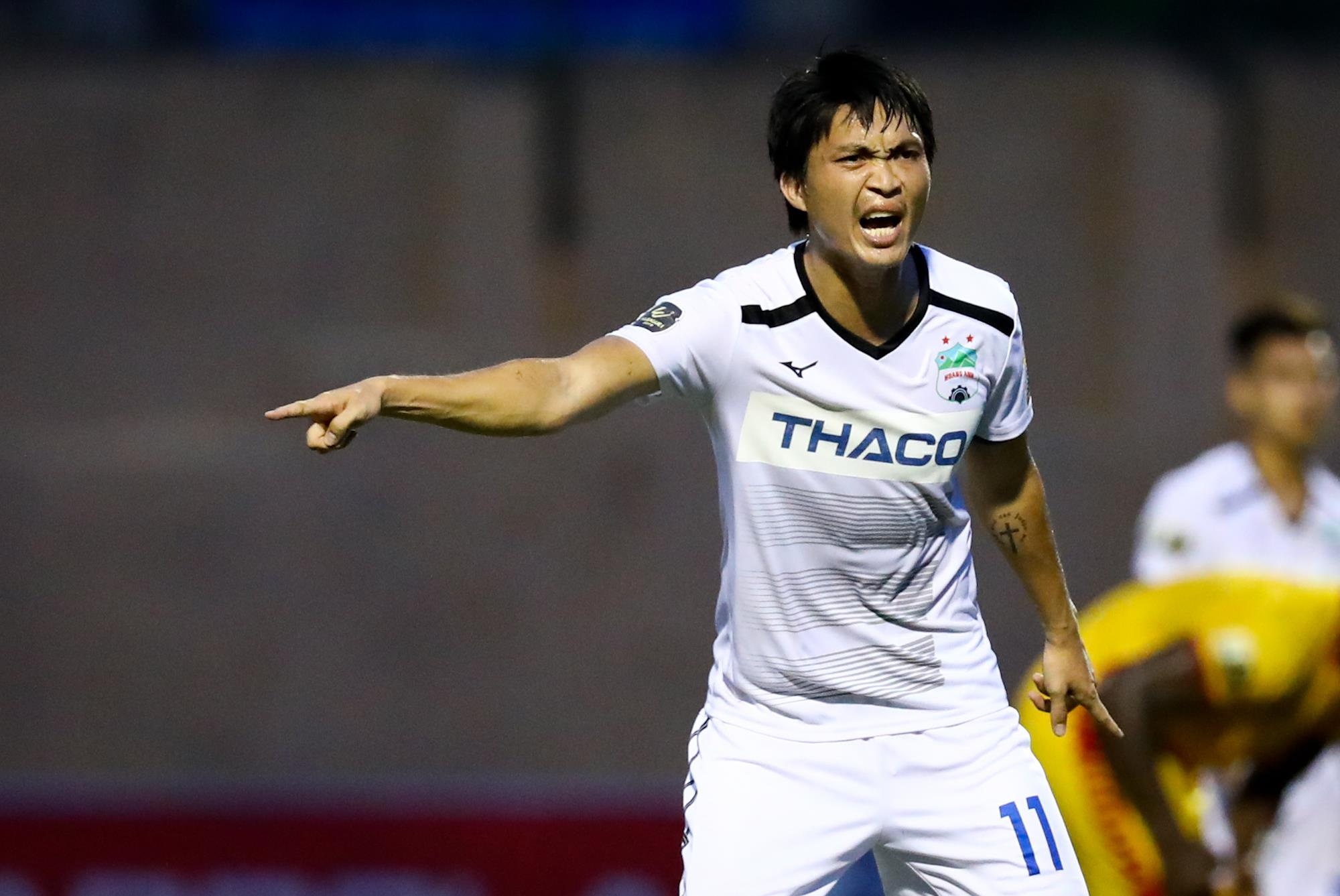 Tuan Anh noi gian anh 5