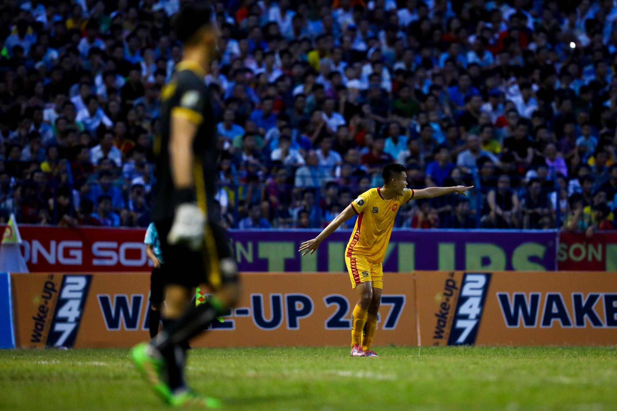 Tuan Anh noi gian anh 6