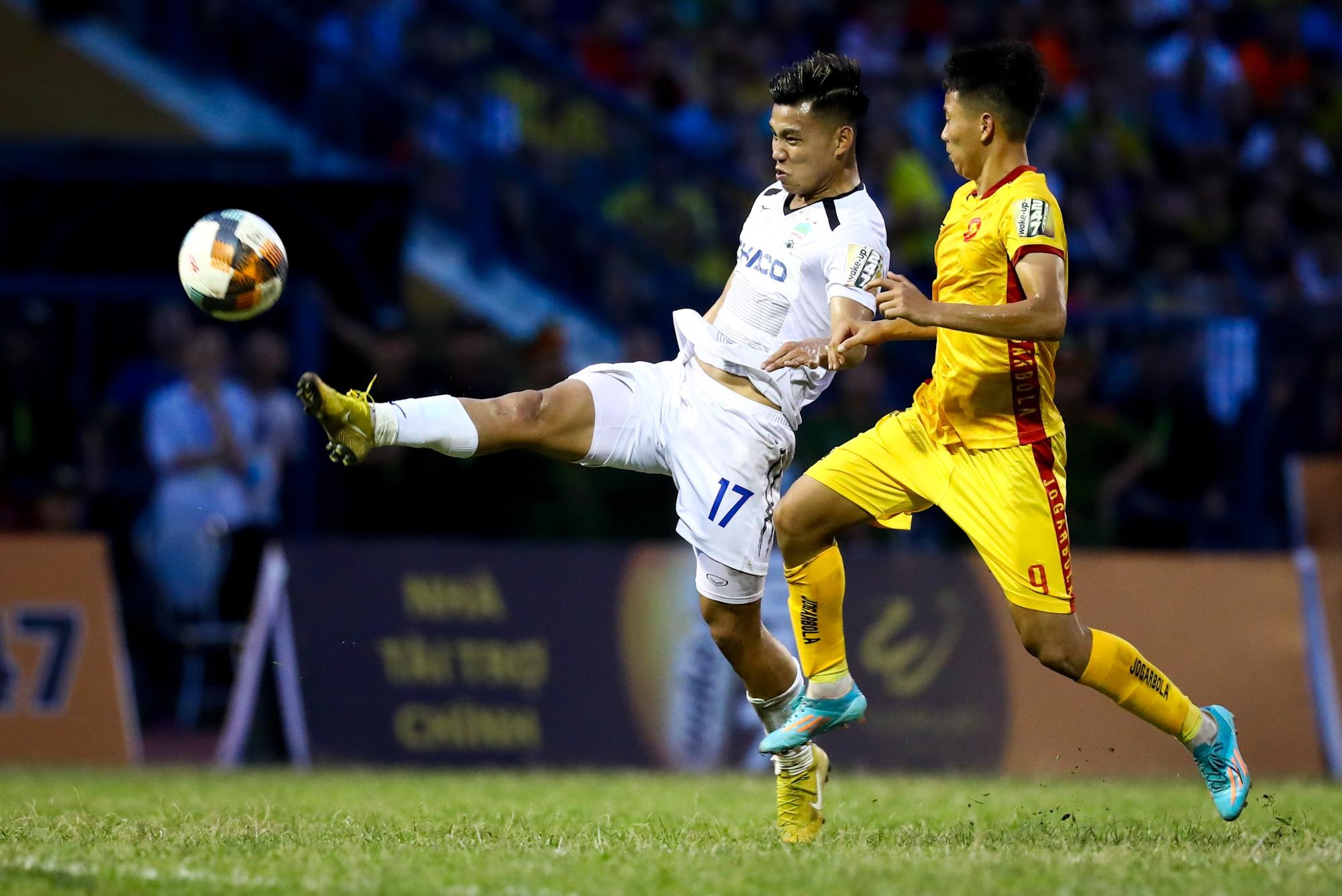 Xuan Truong ghi ban anh 5