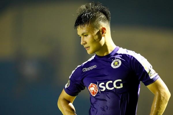 Quang Hai lap hat-trick kien tao, tien biet ong noi vua qua doi hinh anh