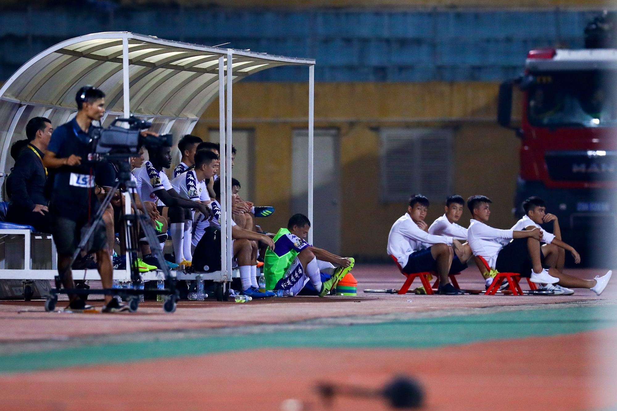 Phi Minh Long bi lang quen anh 5