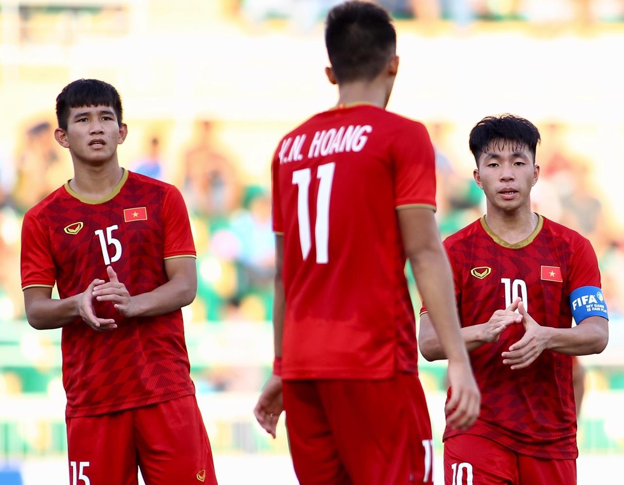 U18 Viet Nam thua Campuchia anh 2