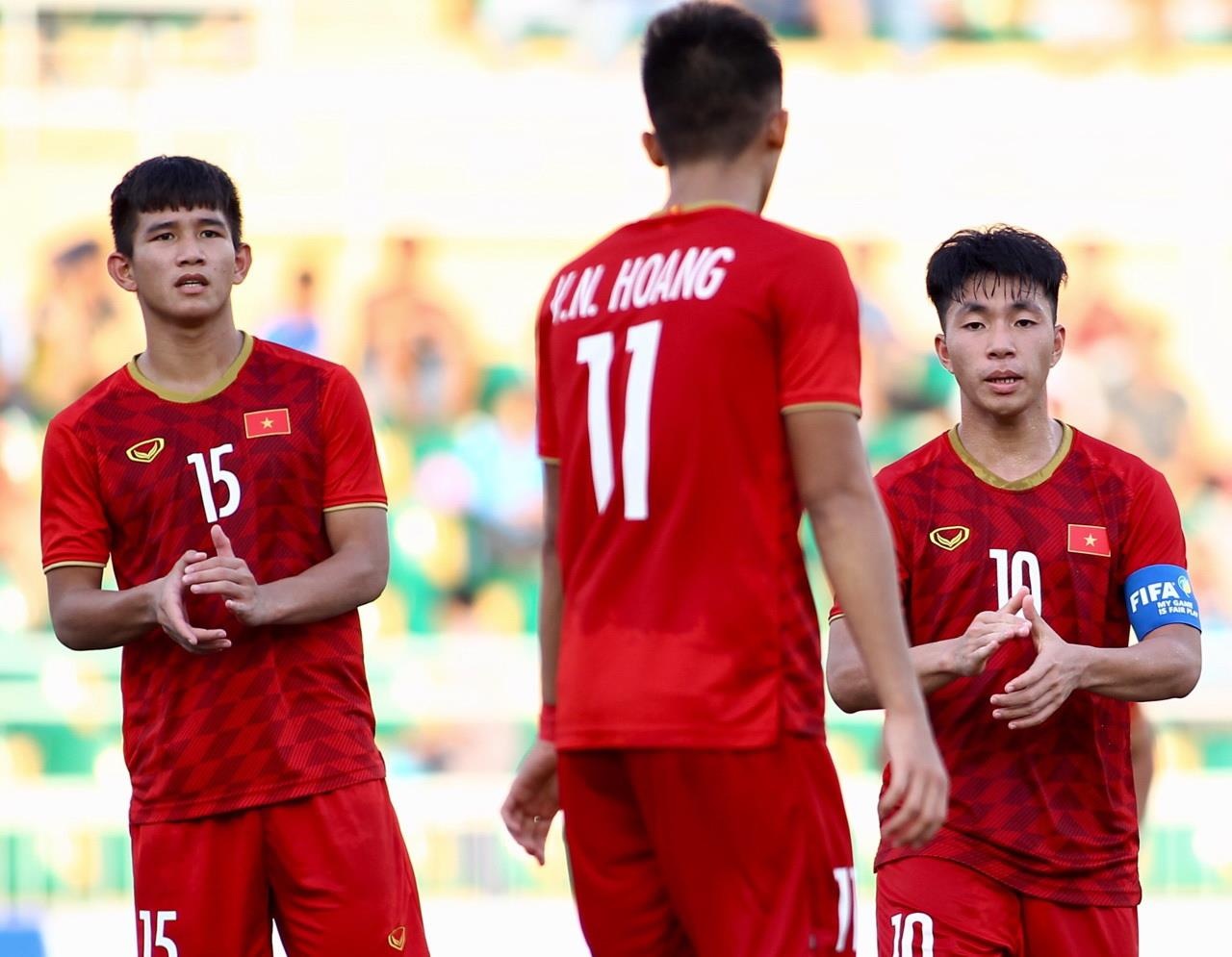 Bong da Viet Nam thieu tai nang moi anh 1