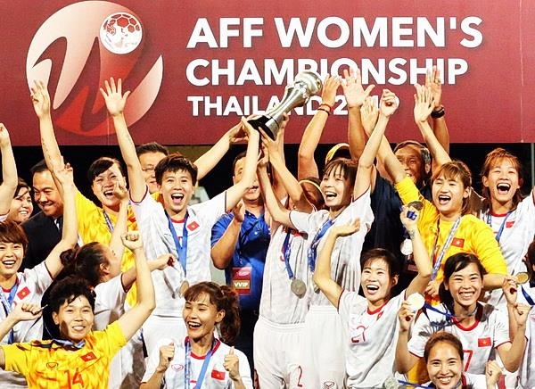 Tuyen nu Viet Nam khien Thai Lan thua 'tam phuc, khau phuc' hinh anh