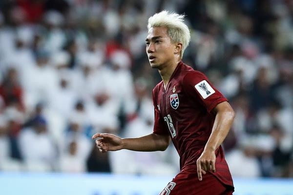 ‘Chanathip rat nguy hiem nhung hang thu Thai Lan khong he manh’ hinh anh