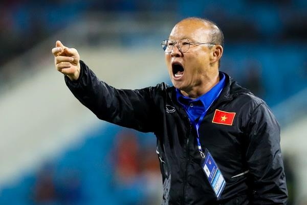 Tran gap Thai Lan co the quyet dinh hop dong cua HLV Park Hang-seo hinh anh
