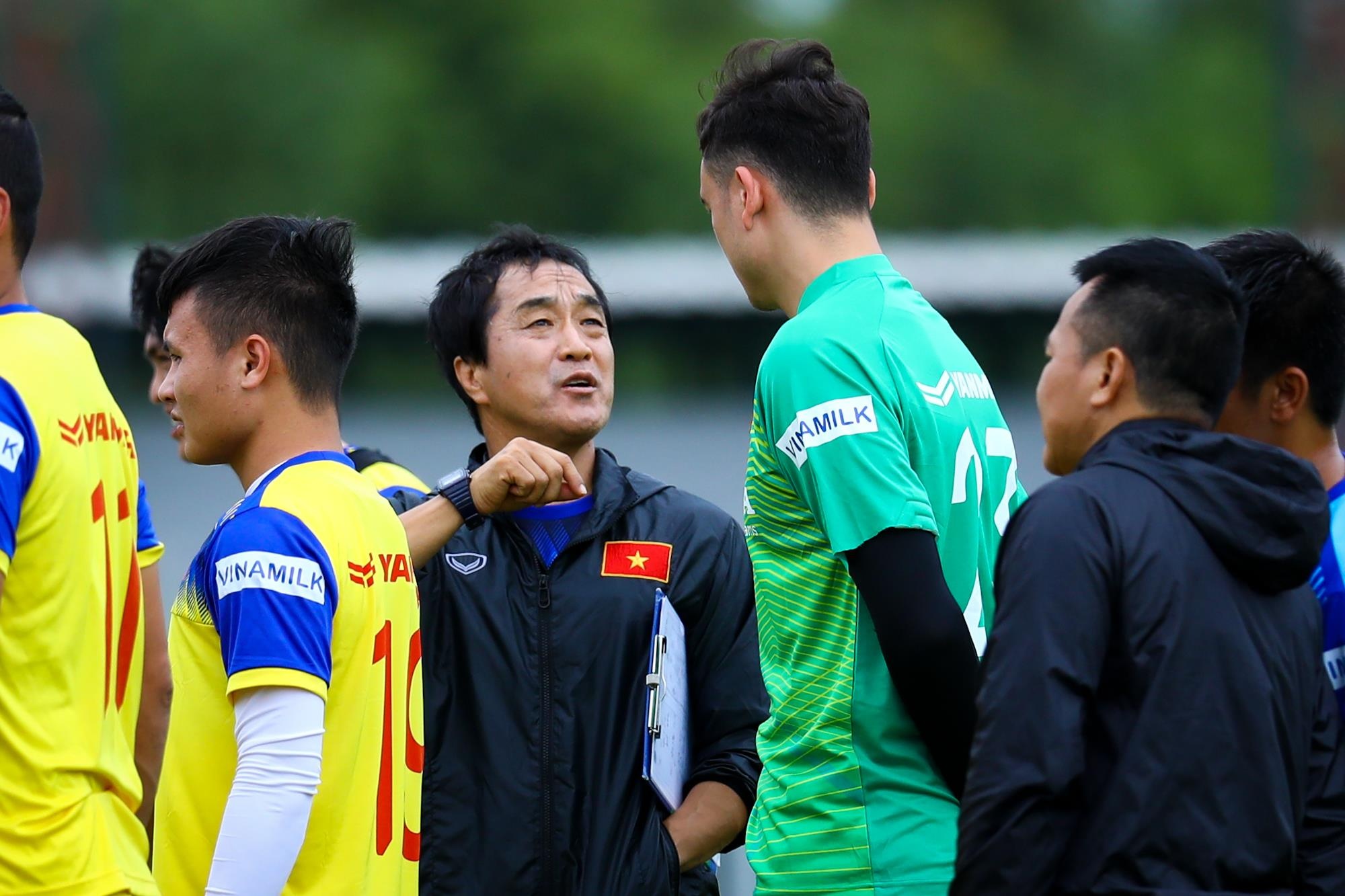 HLV Park Hang-seo tai ngo dong doi cu anh 7