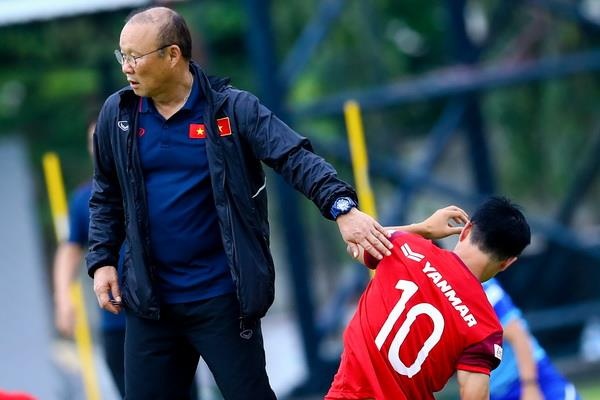 HLV Park dong vien Cong Phuong truoc tran gap Thai Lan hinh anh