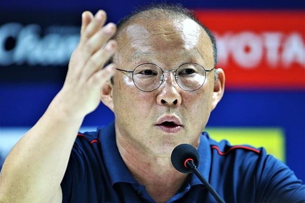 HLV Park: ‘Tran dau kho khan nhung tuyen Viet Nam choi tot’ hinh anh