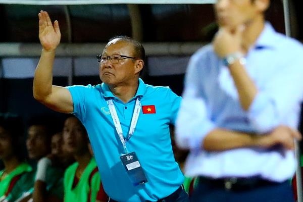 HLV Park Hang-seo: 'Dung hoi ve tam the vang cua toi nua' hinh anh