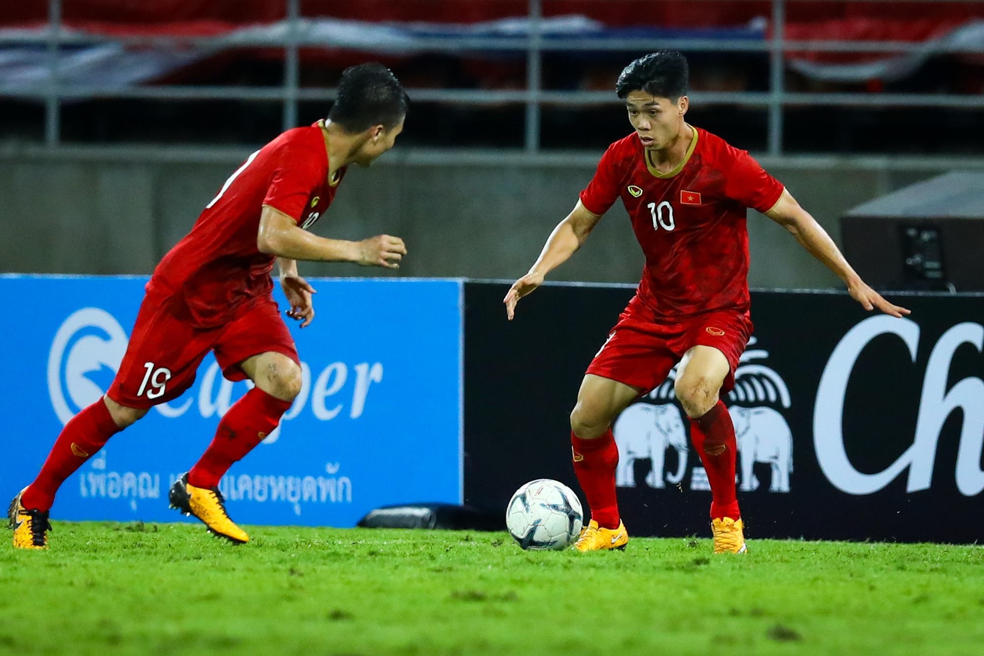 Quang Hai om dau nhin Cong Phuong bo lo co hoi anh 1