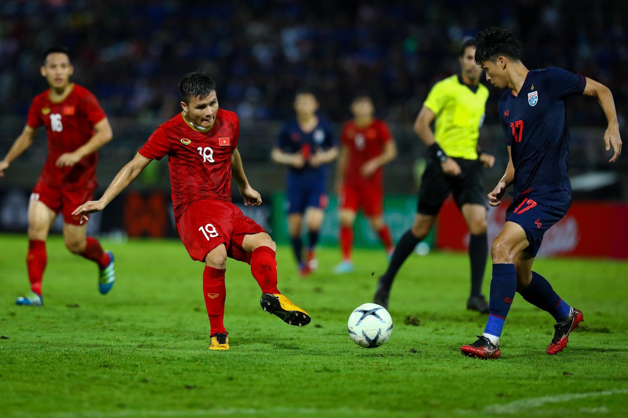 Quang Hai om dau nhin Cong Phuong bo lo co hoi anh 2