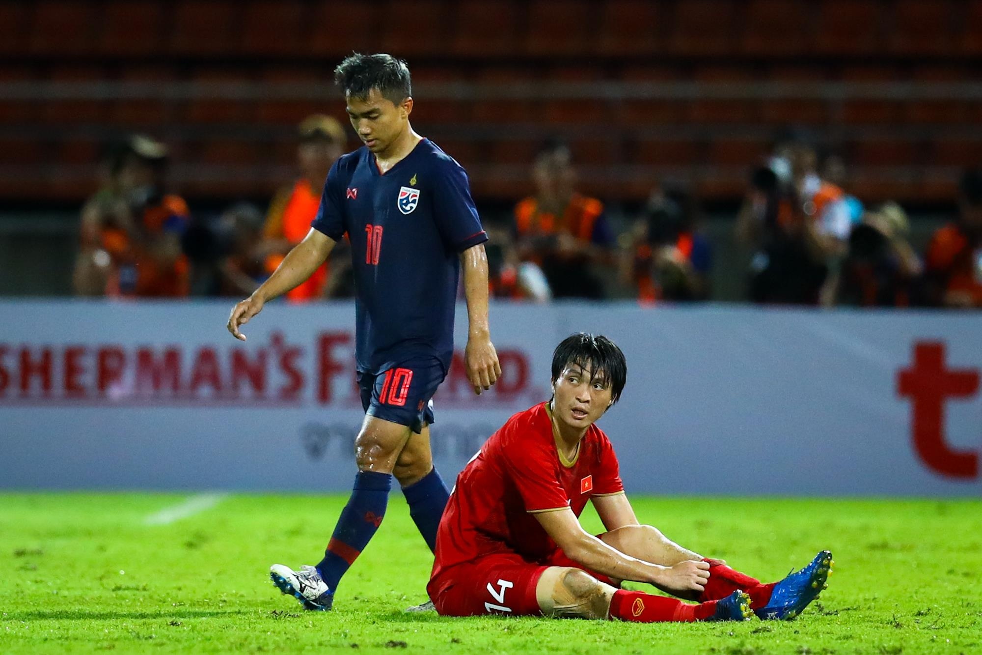 Tuan Anh nhay mua giua vong vay Thai Lan anh 7