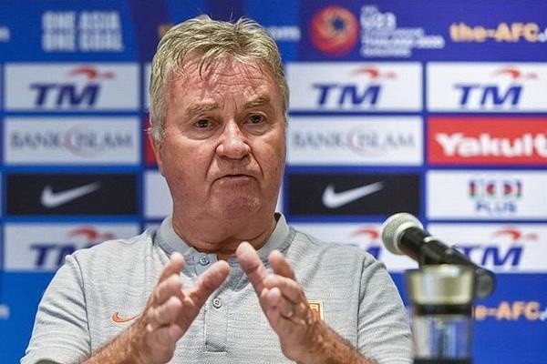 HLV Guus Hiddink: 'Gap Viet Nam tot hon thang doi yeu 5 ban' hinh anh