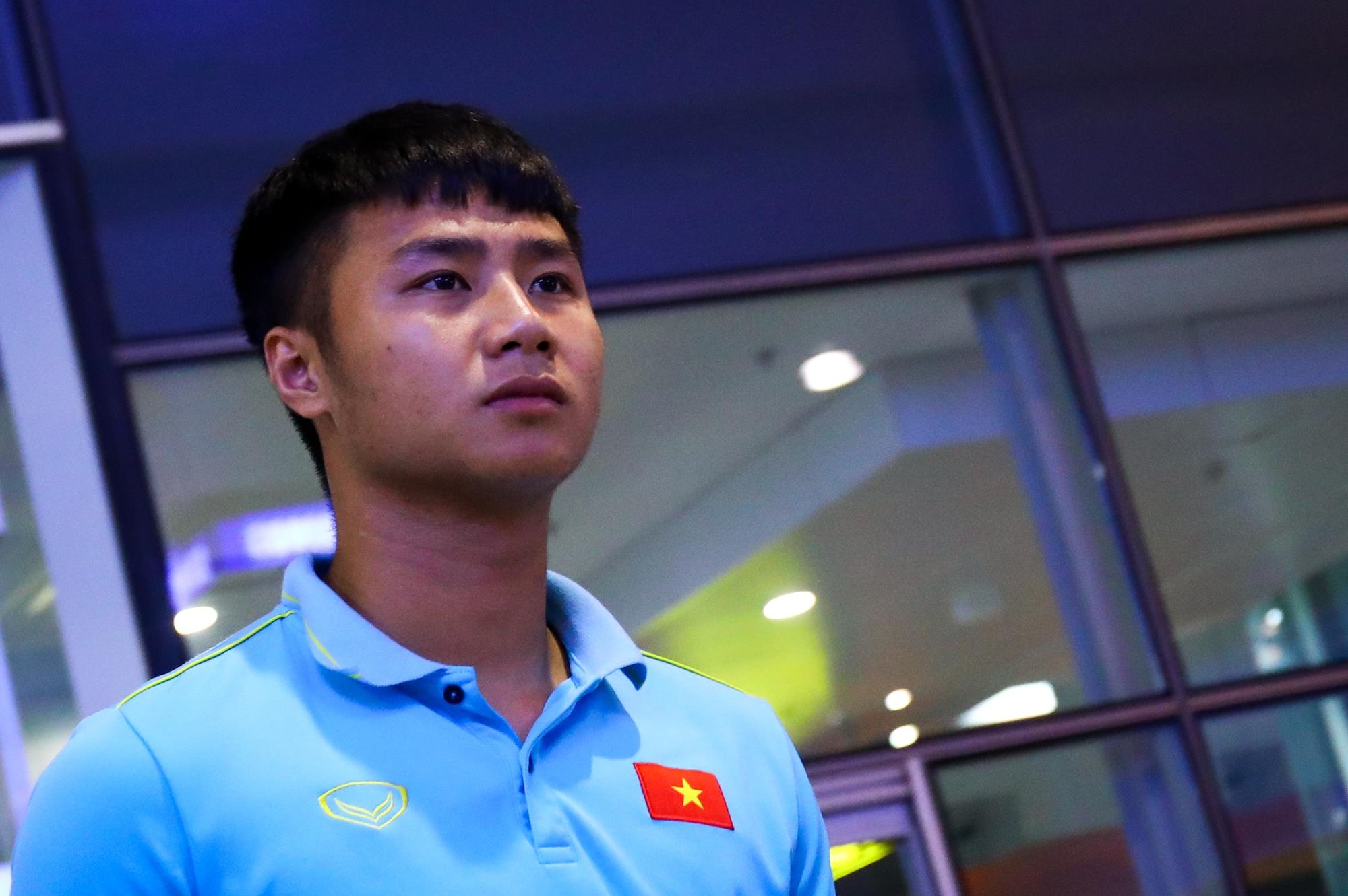 Thủ môn U22 Việt Nam bị bỏ quên ảnh 5 Thu mon U22 Viet Nam bi bo quen anh 5