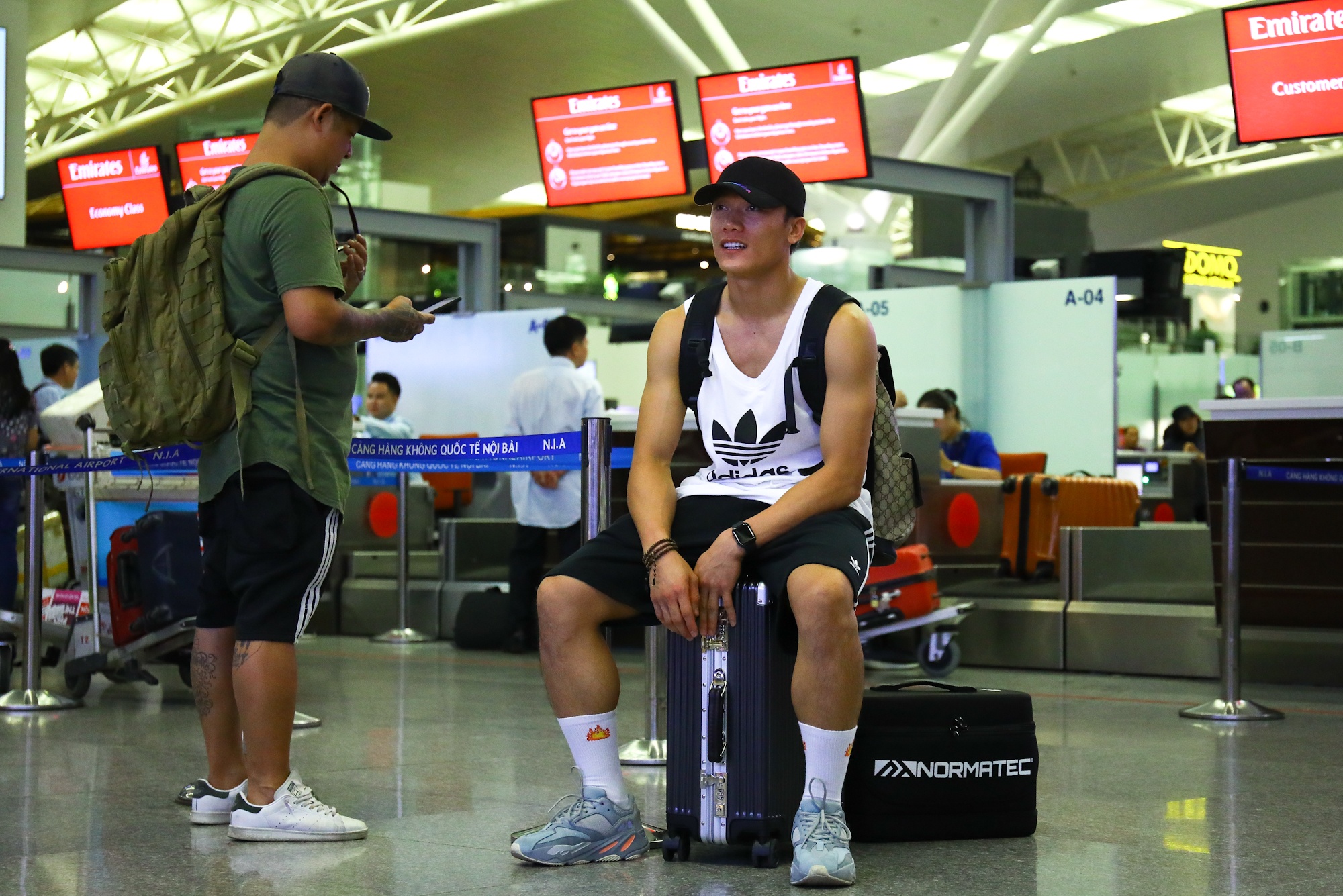 Đoàn Văn Hậu lên đường sang châu Âu ảnh 7 Doan Van Hau len duong sang chau Au anh 7